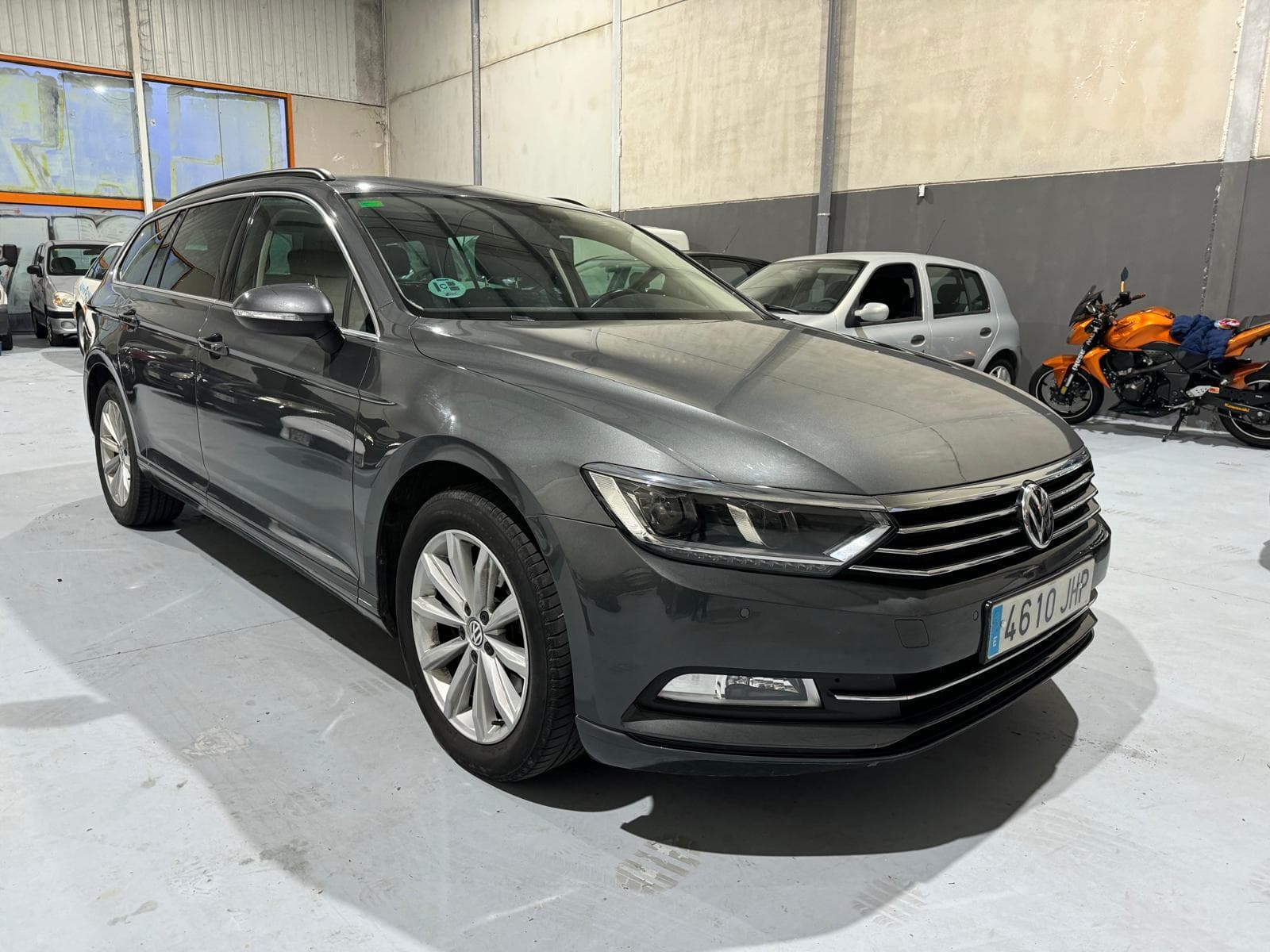 VOLKSWAGUEN PASSAT 1.6 TDI 120CV 2016 198.000KM  - VPA53MOTORS